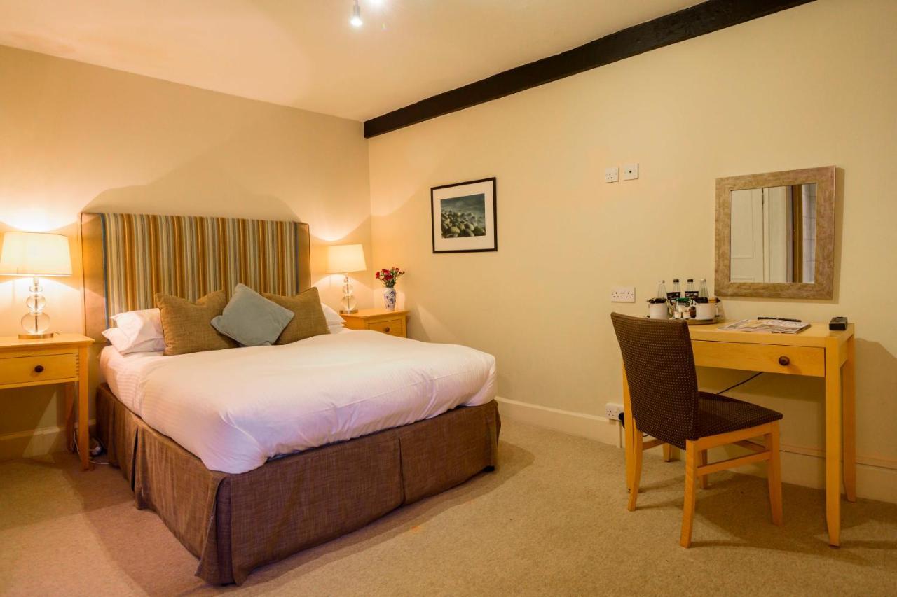 The Swan Hotel - Bradford-On-Avon Exterior foto